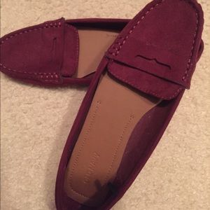 Burgundy flats/loafers